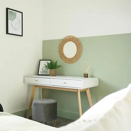 Stylish & Cozy, Steps To Bae, Double Beds, Pkg Tatil Evi